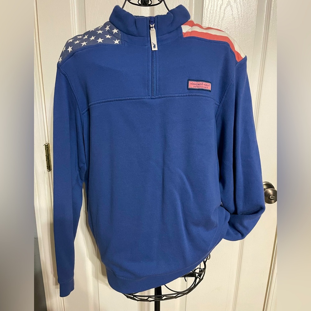 Vineyard Vine Sz Lg EC American Flag Themed Sweater